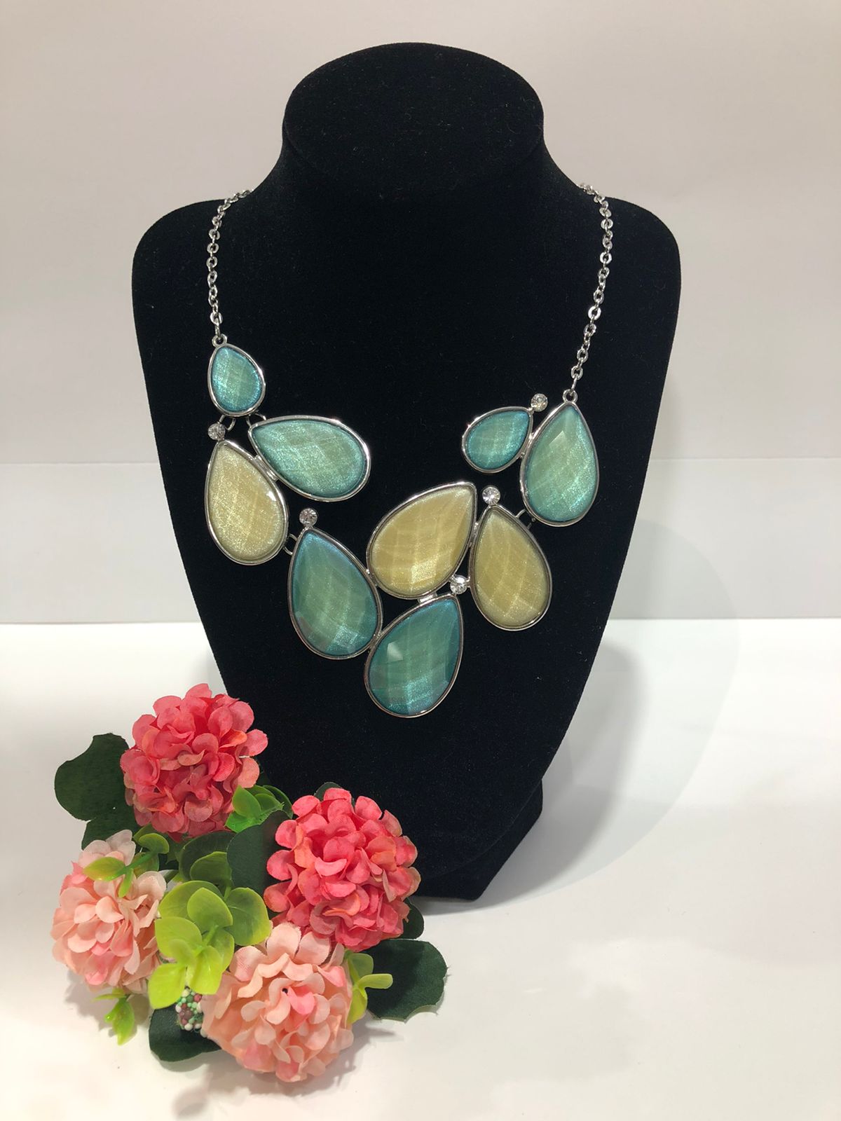 COLLAR DE DAMA