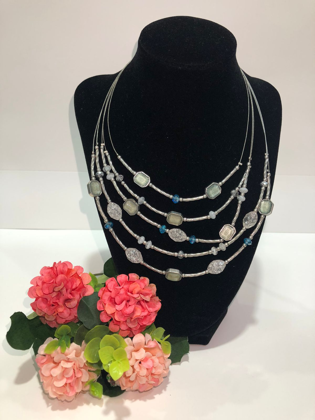 COLLAR DE DAMA