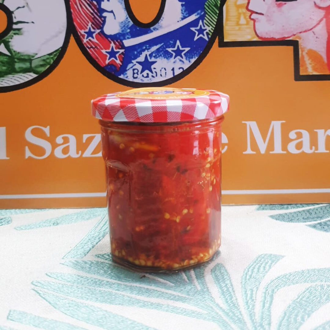CHILE COLA DE GALLO