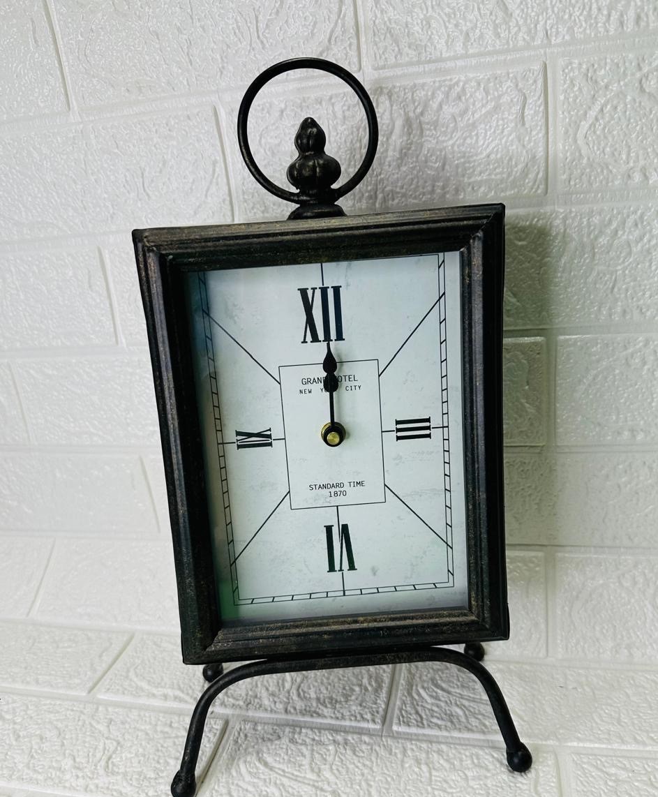 RELOJ