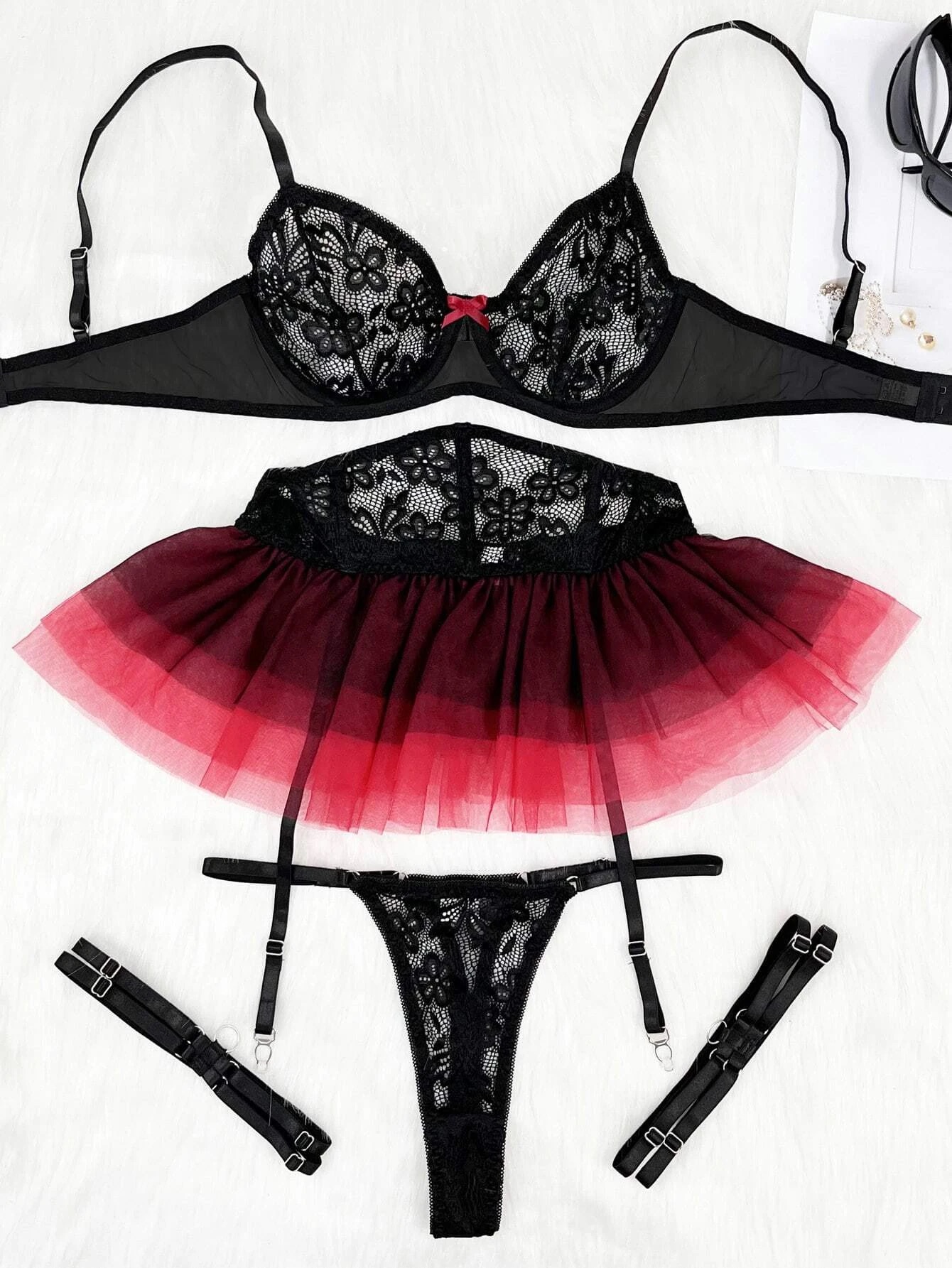 5PC. BOW FRONT UNDERWIRE THONG SET