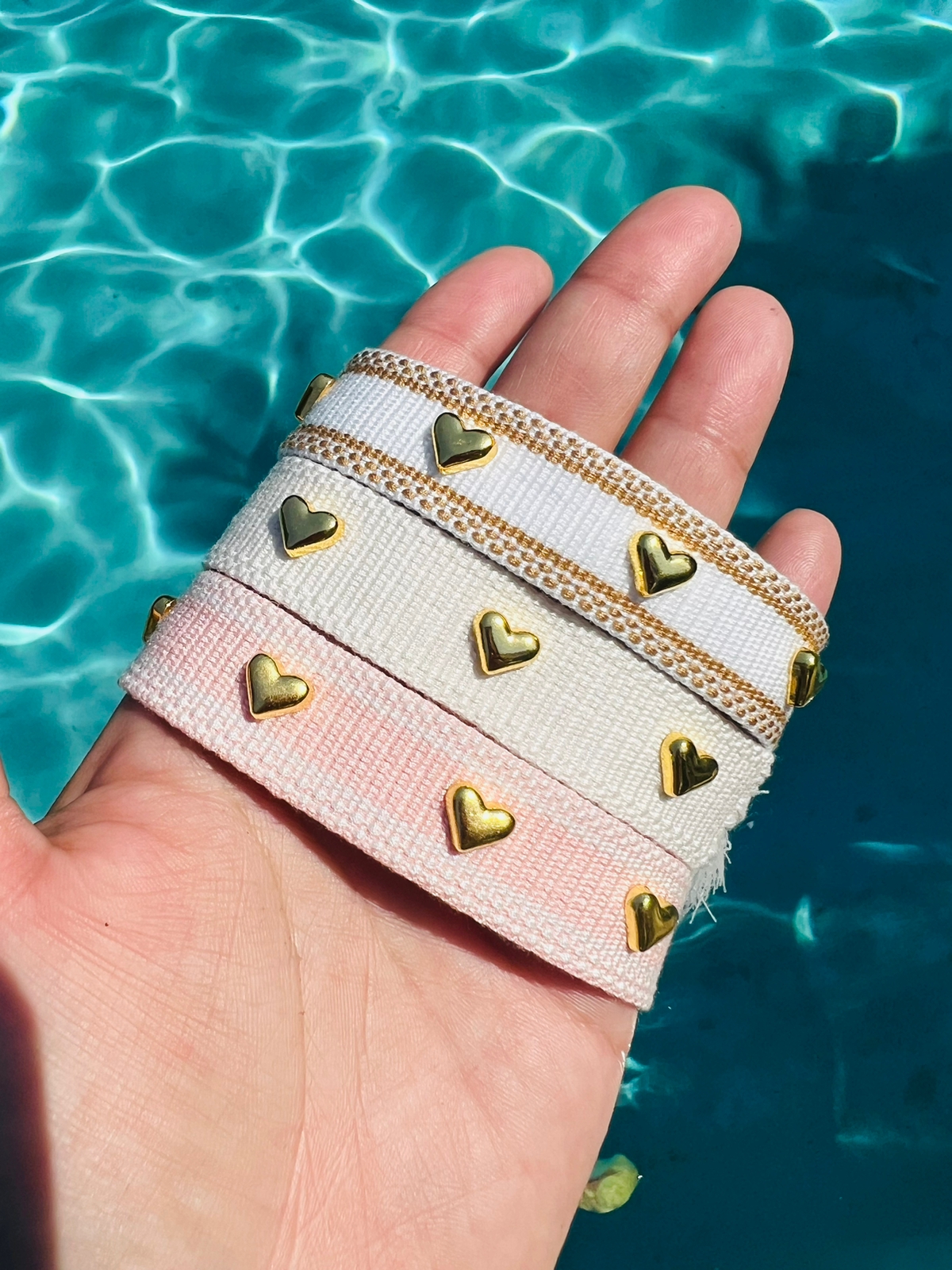 PULSERAS CON CORAZÓN 