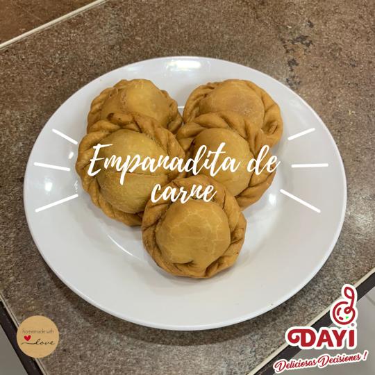 EMPANADITA DE CARNE