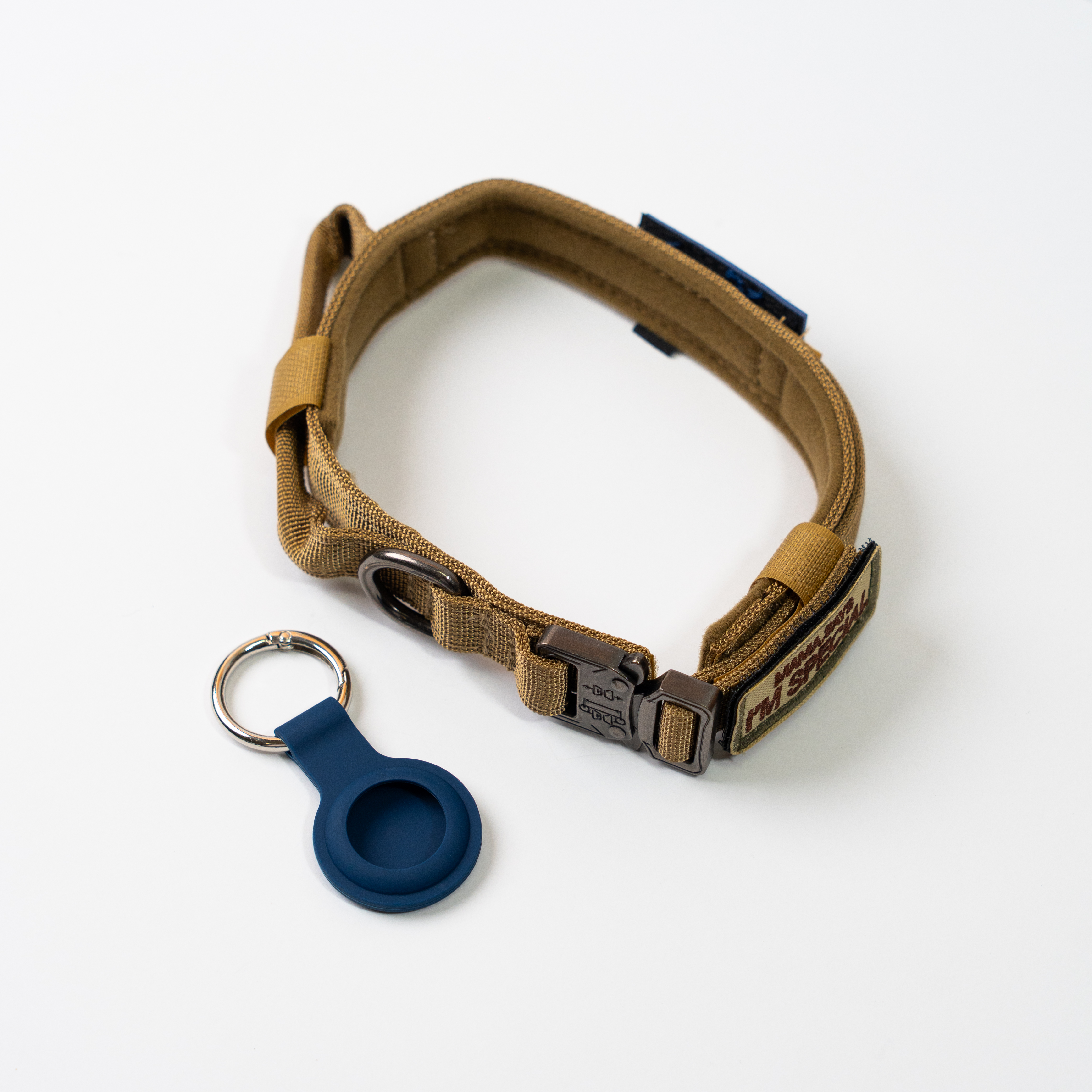 COLLAR TÁCTICO S CON ACCESORIOS 