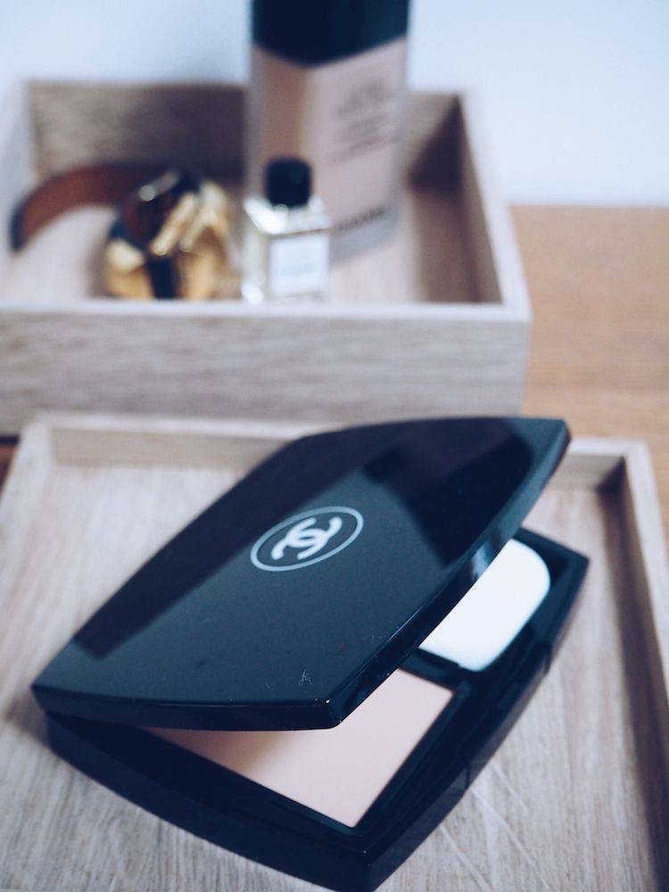 CHANEL ULTRA LE TEINT COMPACT